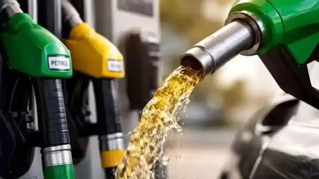 पेट्रोल-डीजल और ATF के एक्सपोर्ट पर सरकार ने घटाई लेवी, 16 सितंबर से नई दरें लागू